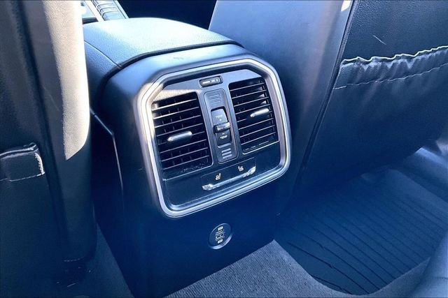 Used 2018  Porsche S image 31