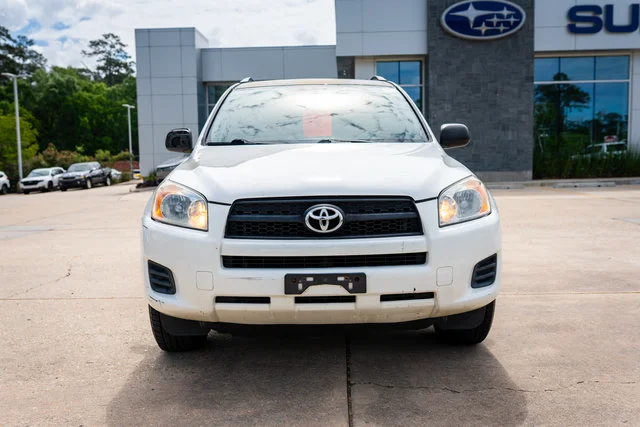 Used 2012 Super White Toyota Base image 13