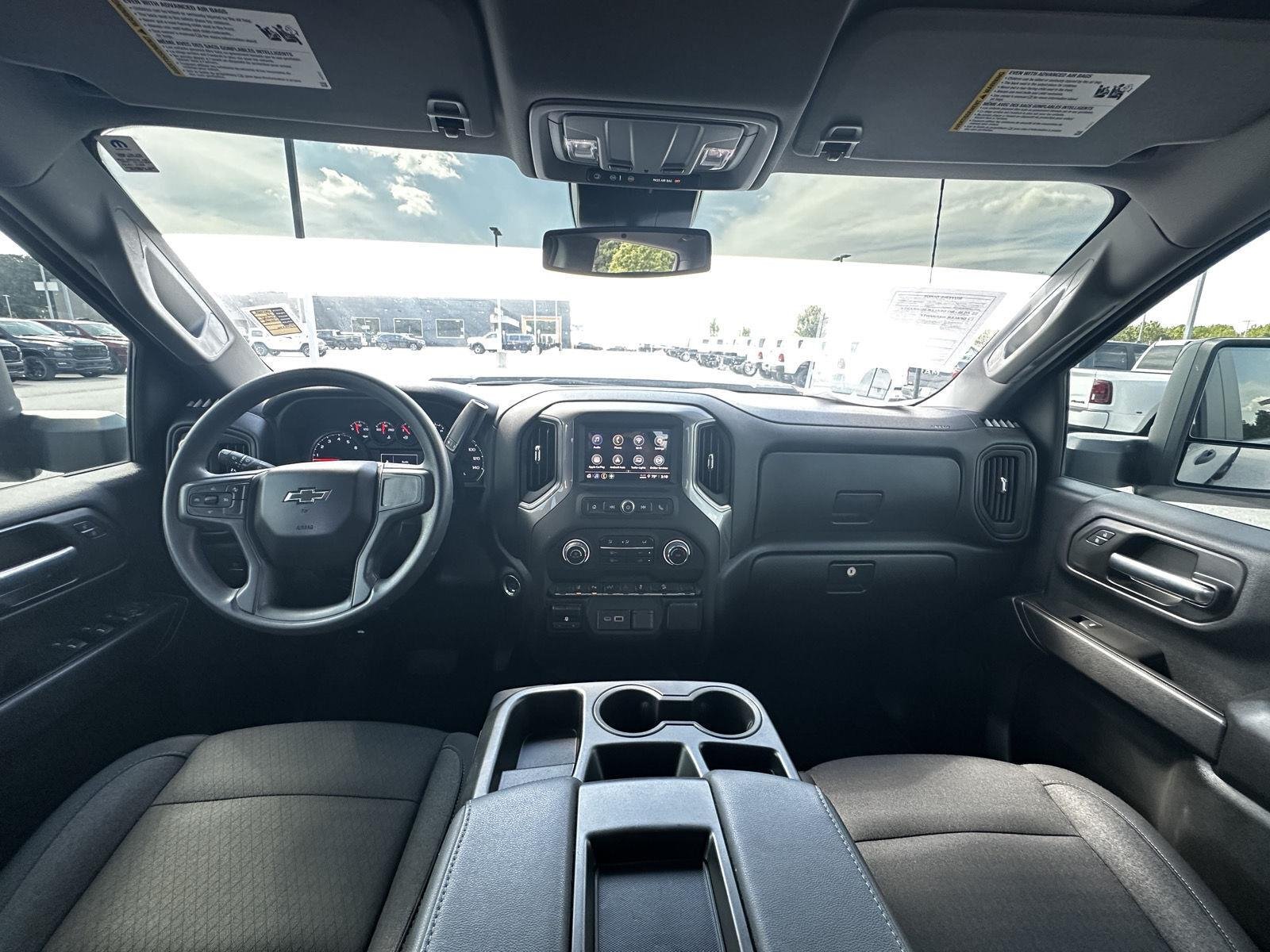 Used 2025 Slate Gray Metallic Chevrolet Custom image 11