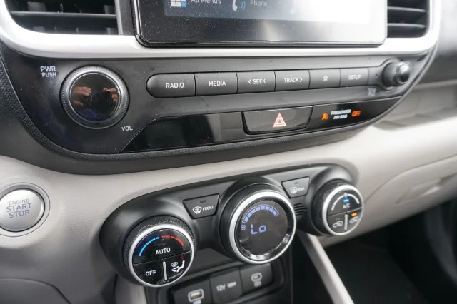 Used 2025 WHITE Hyundai SEL image 29