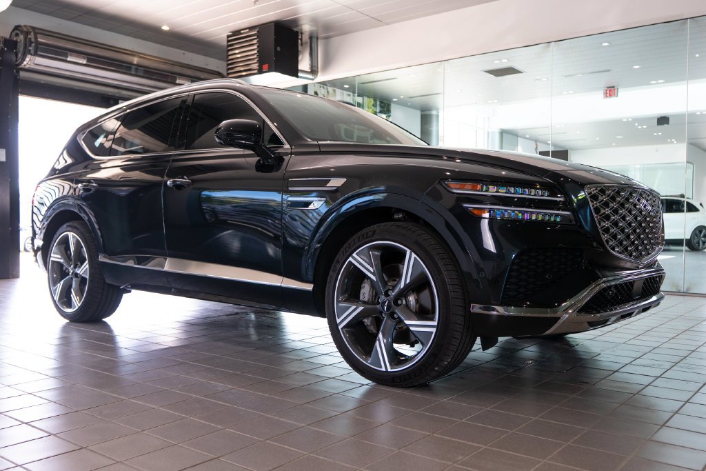 2025 GENESIS GV80