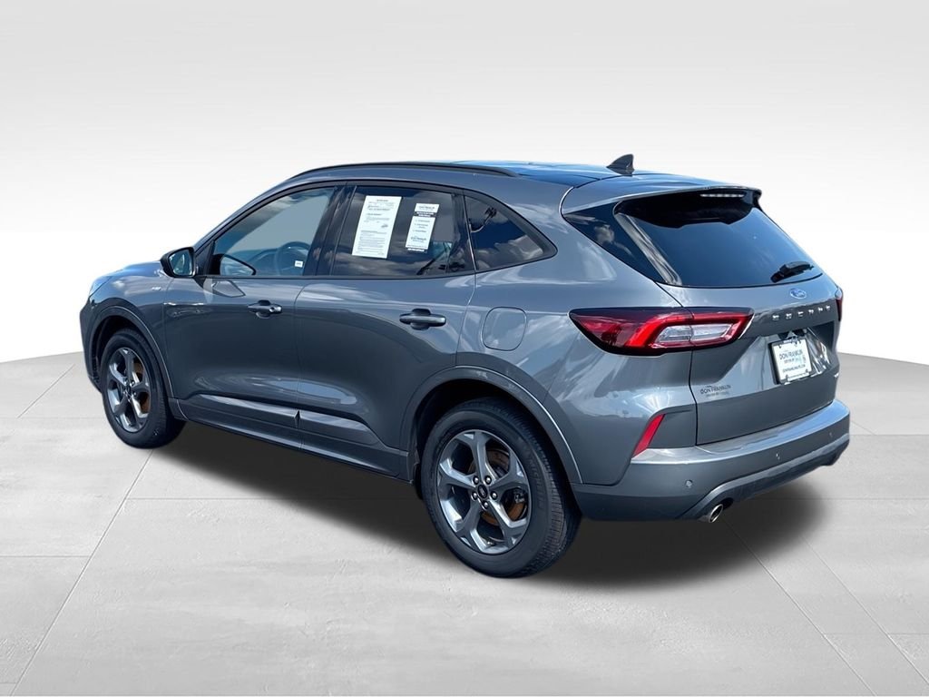 Used 2023 Gray Ford ST-Line image 6