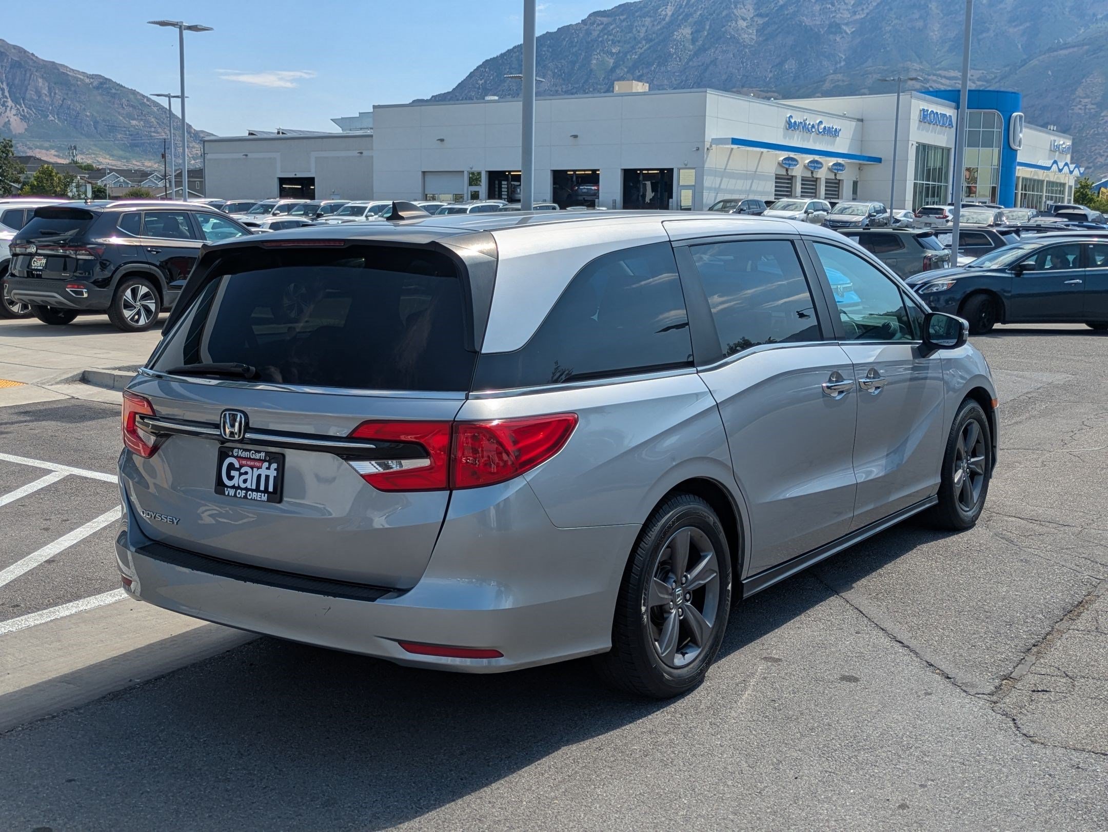 Used 2021 Lunar Silver Metallic Honda EX image 3