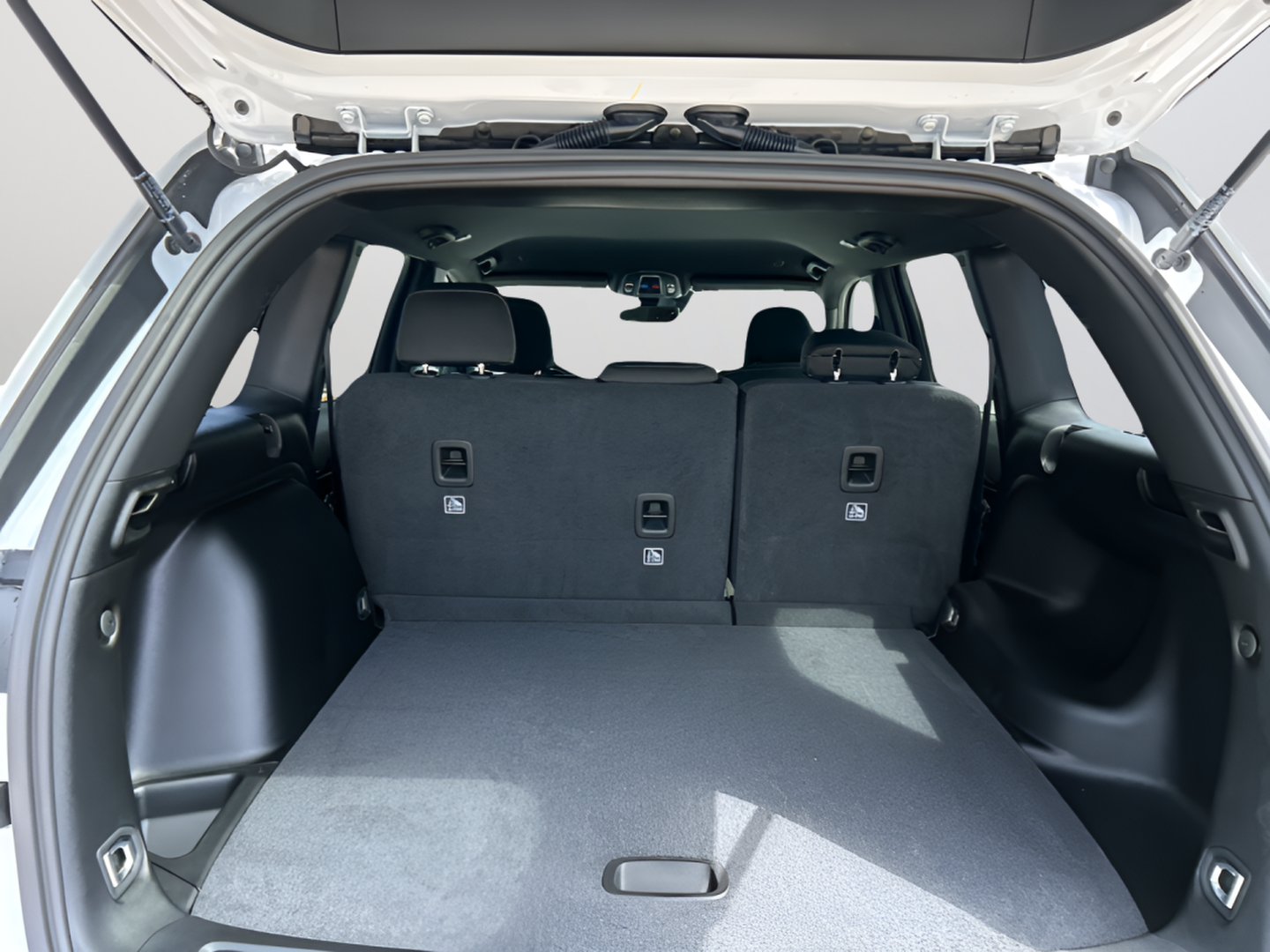 New 2026 Bright White Clear-Coat Exterior Paint Jeep Laredo image 34