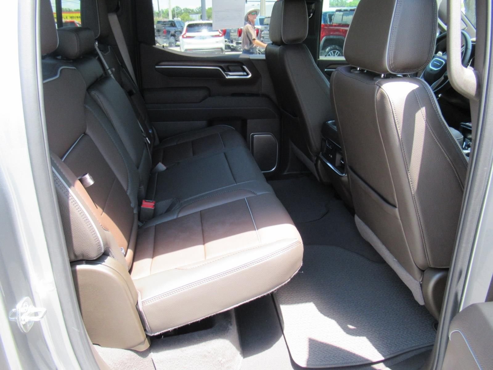 Used 2026 Silver GMC Denali image 34