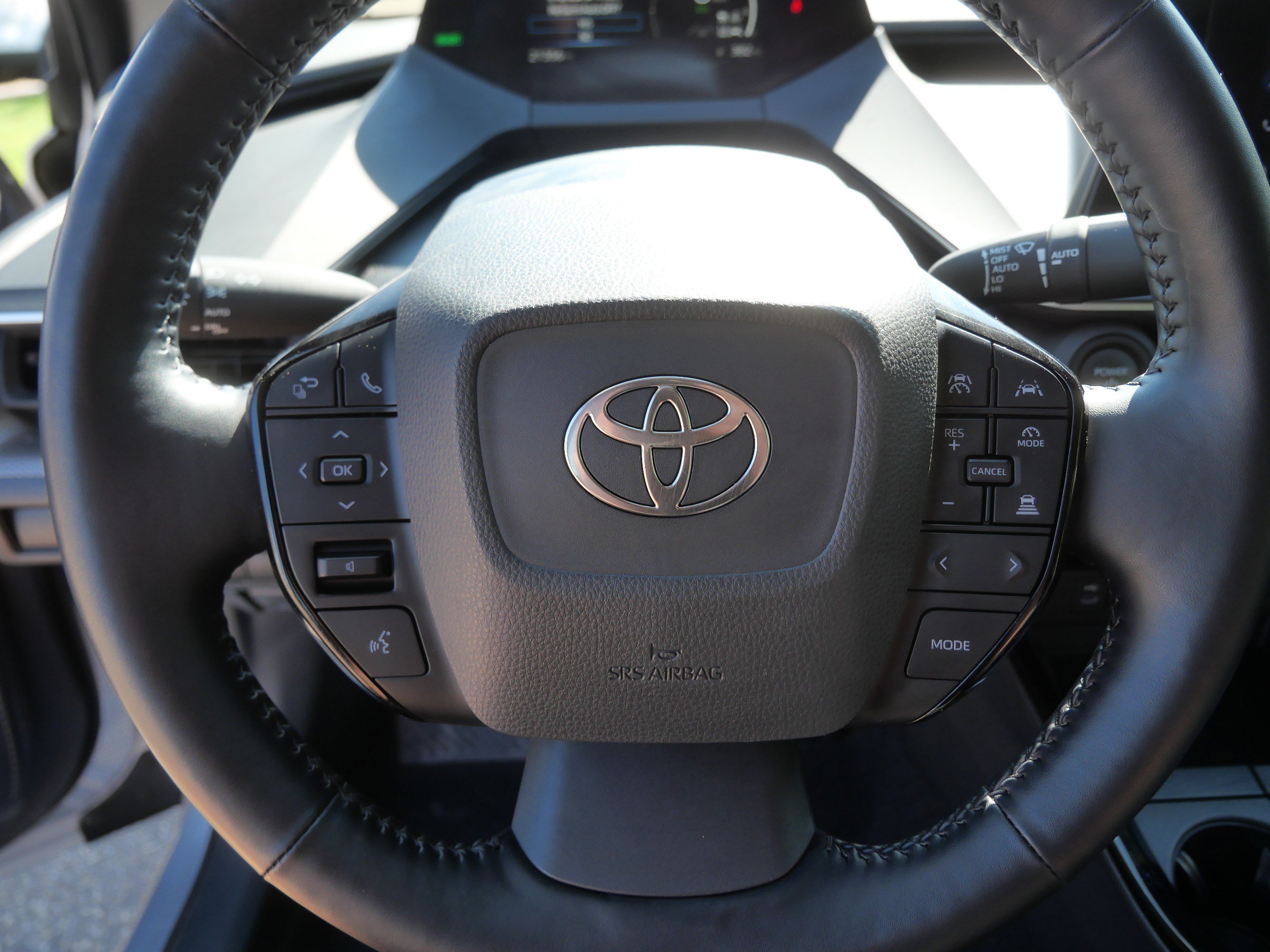 Certified Used 2025 Cutting Edge Toyota XLE image 26