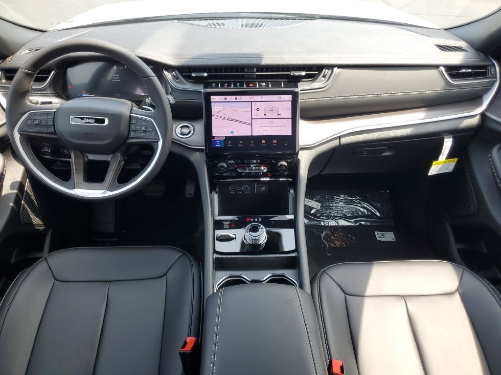 2025 Jeep Grand Cherokee Limited - Photo 13