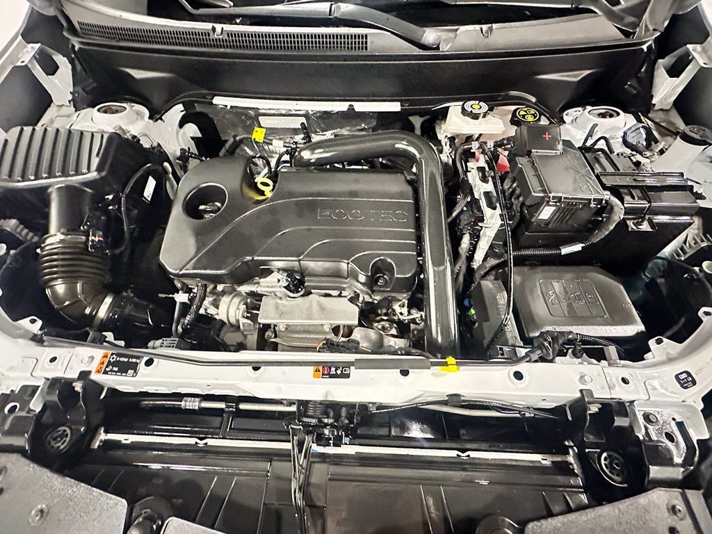 Used 2023 White Chevrolet LT image 40