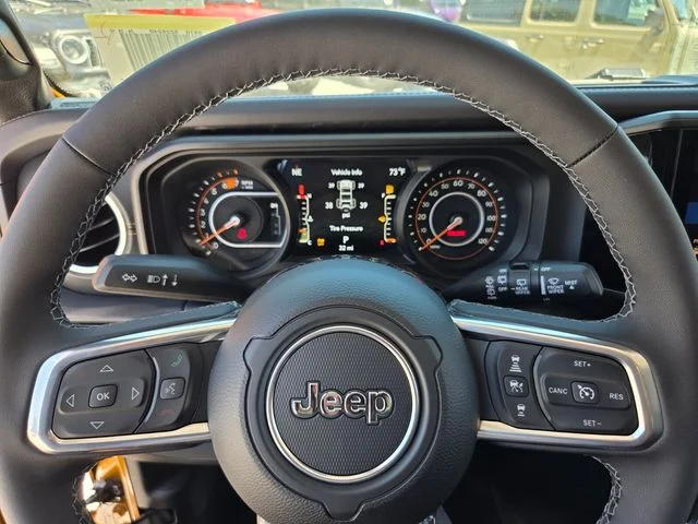 New 2026 Goldilocks Exterior Paint Jeep Sahara image 23