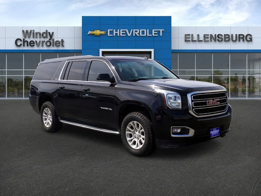 2015 GMC Yukon 4WD SLE's photo
