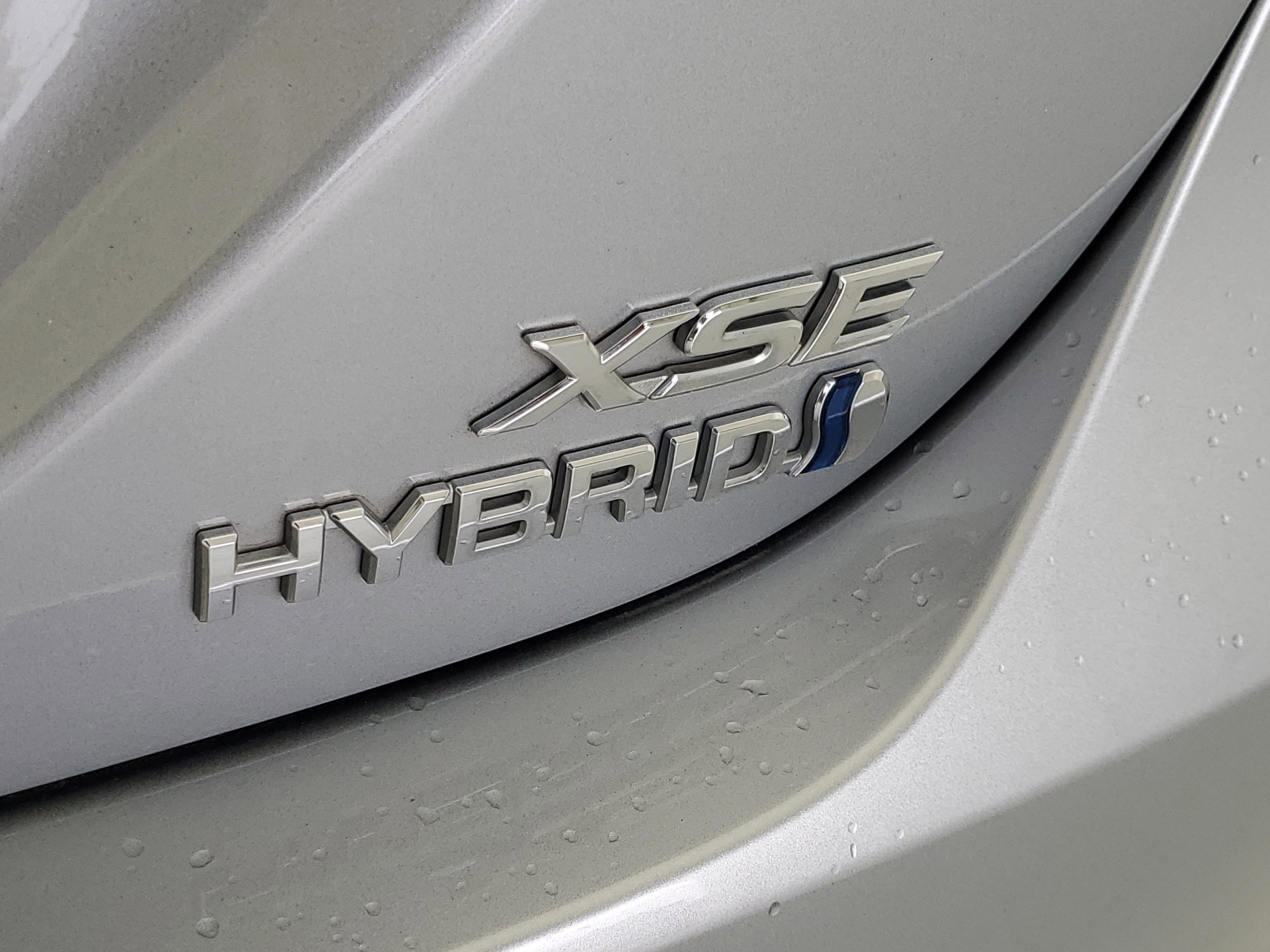 Used 2023 Celestial Silver Metallic/Midnight Black Metallic Toyota XSE image 9