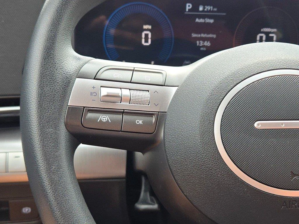 Used 2025 Ecotronic Gray Pearl Hyundai SE image 23