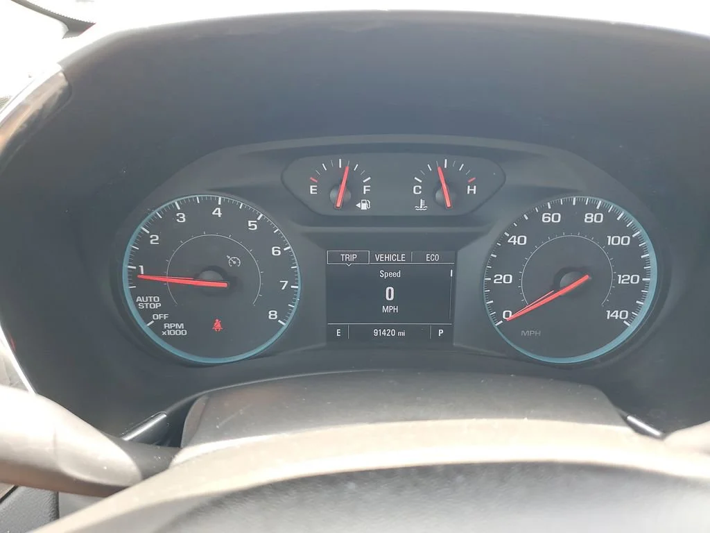 Used 2018 IRIDESCENT PEARL TRICOAT Chevrolet LT image 21