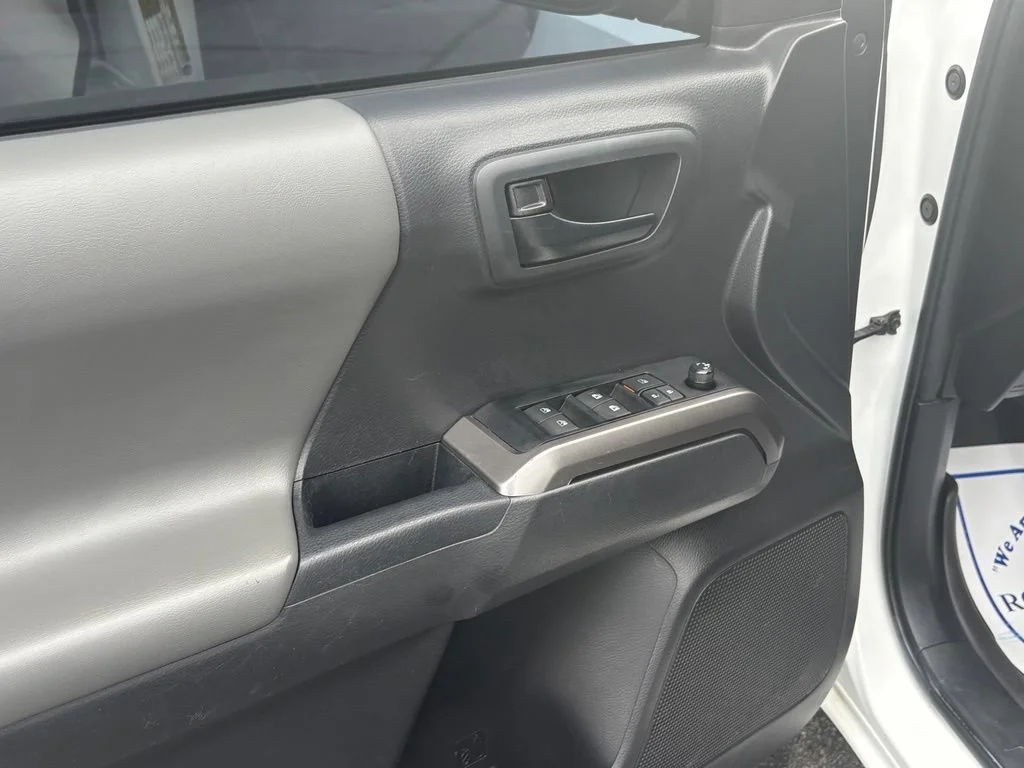 Used 2023 White Toyota SR5 image 11