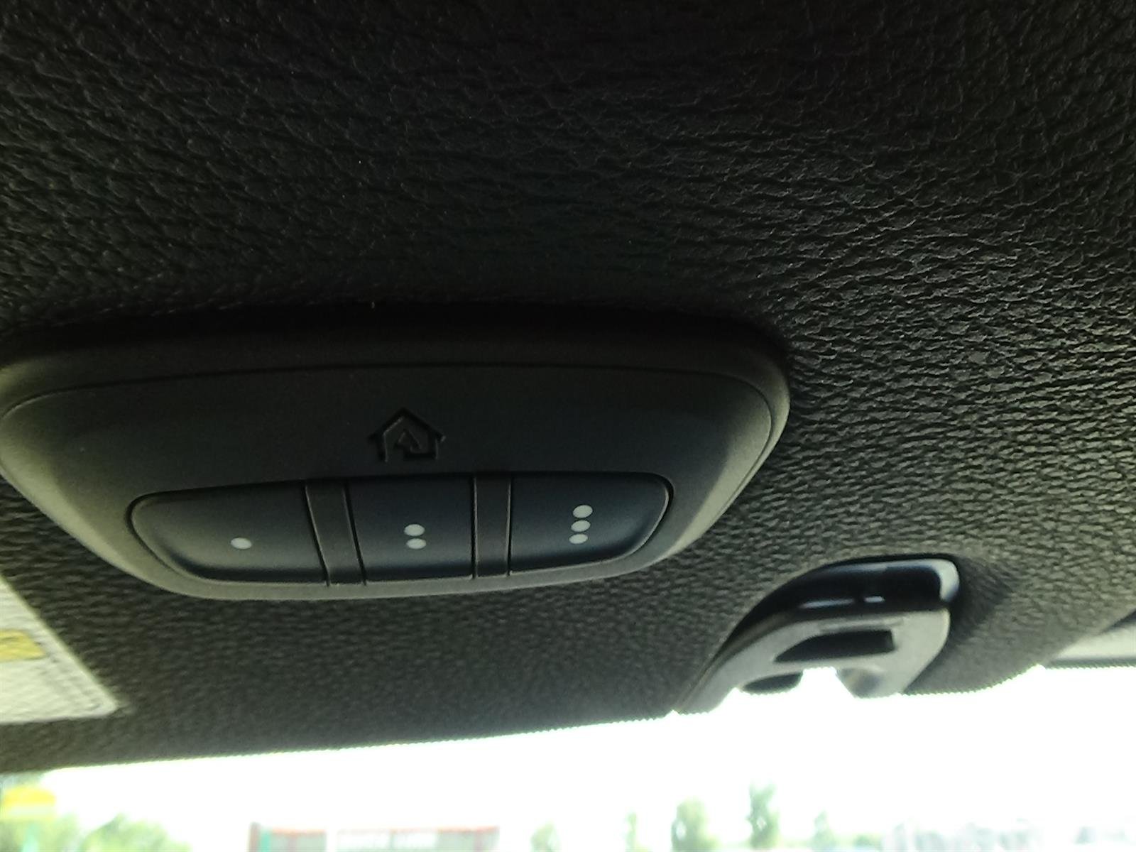 Used 2021 Black Clear Coat (px8) Jeep Overland image 26
