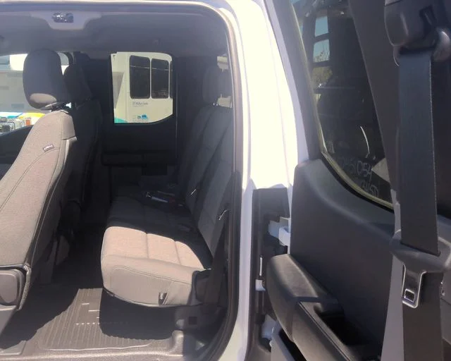 New 2026 Oxford White Ford XL image 15