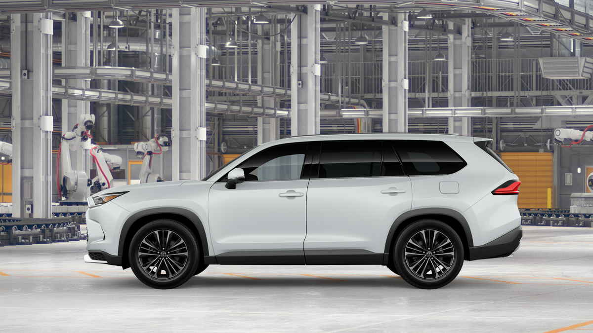 New 2026 Wind Chill Pearl Toyota Hybrid MAX Platinum image 4