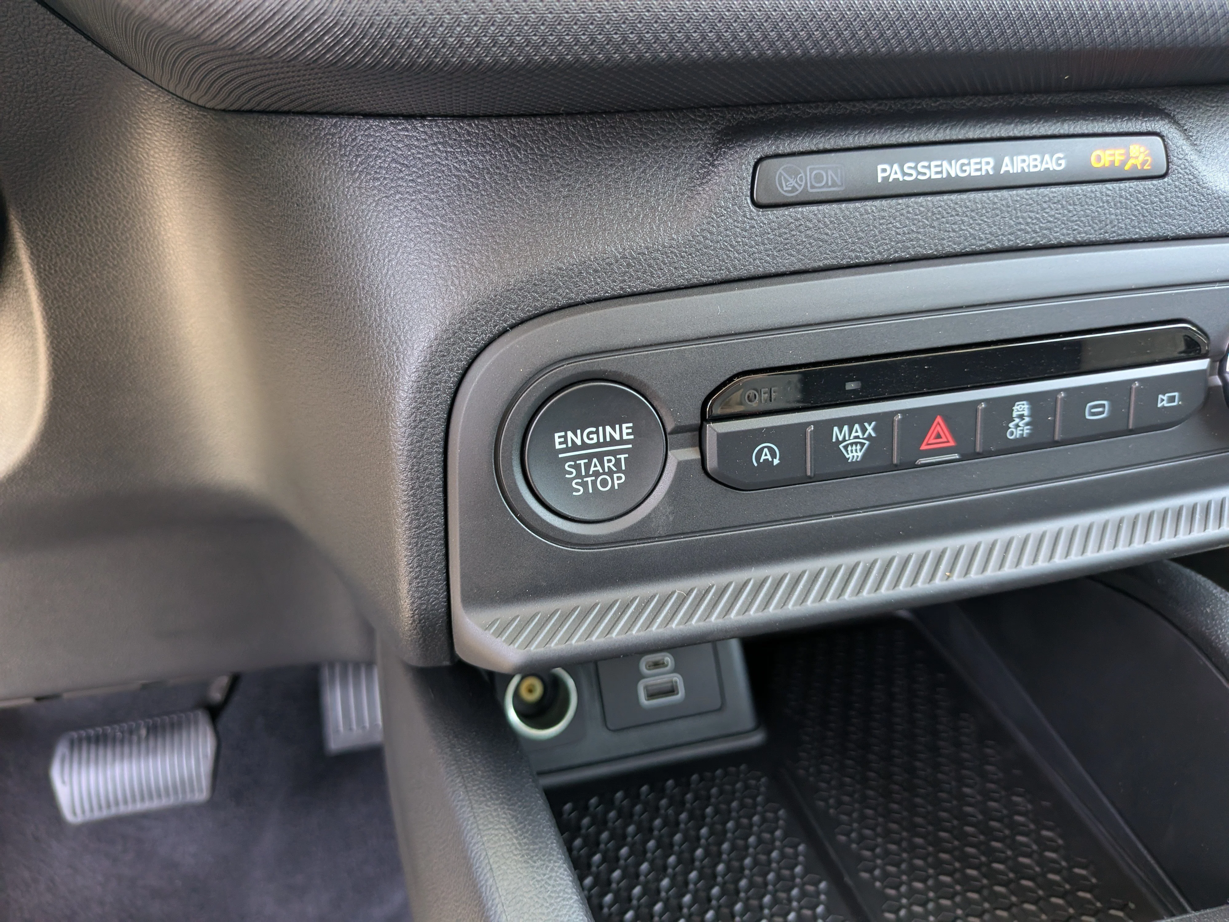 New 2026 Carbonized Gray Metallic Ford Big Bend® image 24