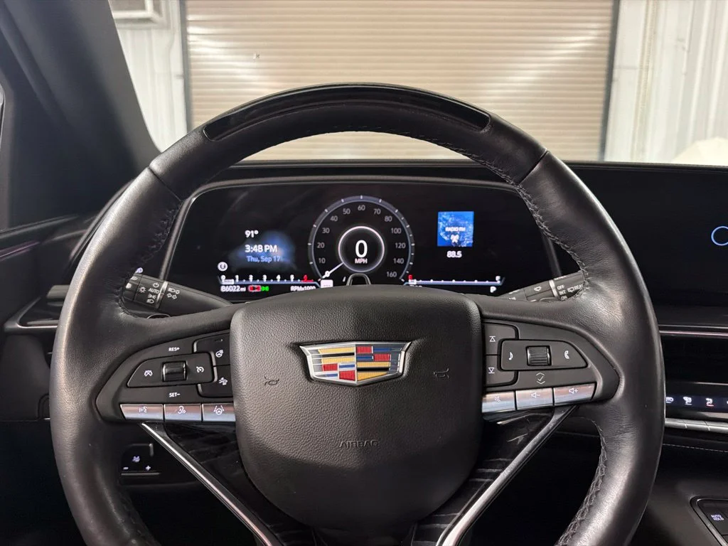 Used 2023 Crystal White Tricoat Cadillac Sport image 30