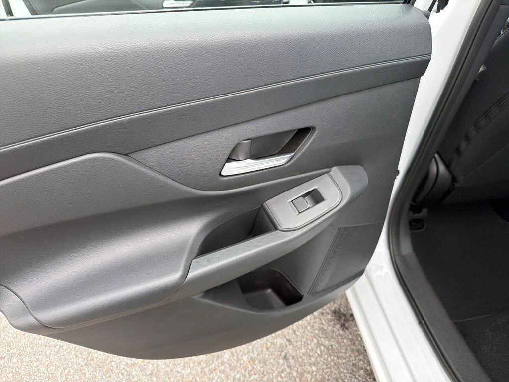 New 2026 Nissan Sentra SV 4D Sedan