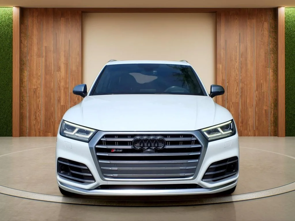 Used 2018 White Audi 3.0T Prestige image 2