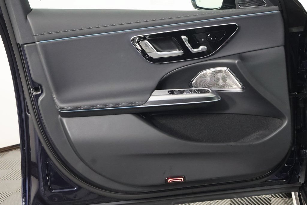 New 2026 Nautical Blue Metallic Mercedes-Benz E 350 image 17