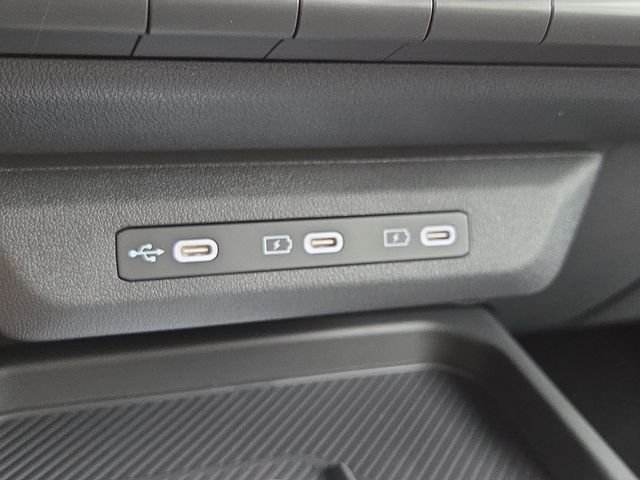 New 2027 Brown Kia X-Line S image 9