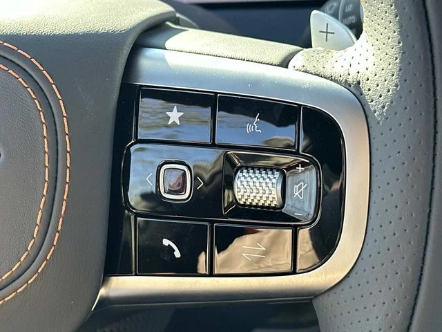 2026 GENESIS GV70 Sport Advanced - Photo 25