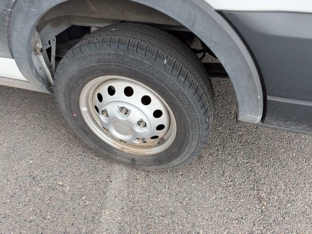 Used 2021 Oxford White Ford  image 4