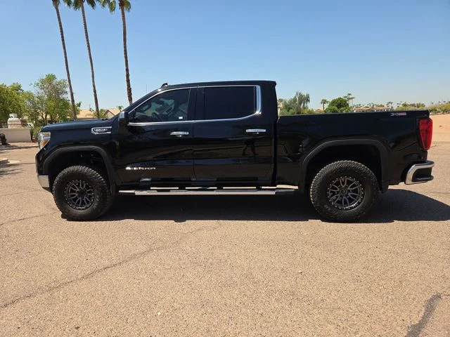 Used 2019 Black GMC SLT image 4