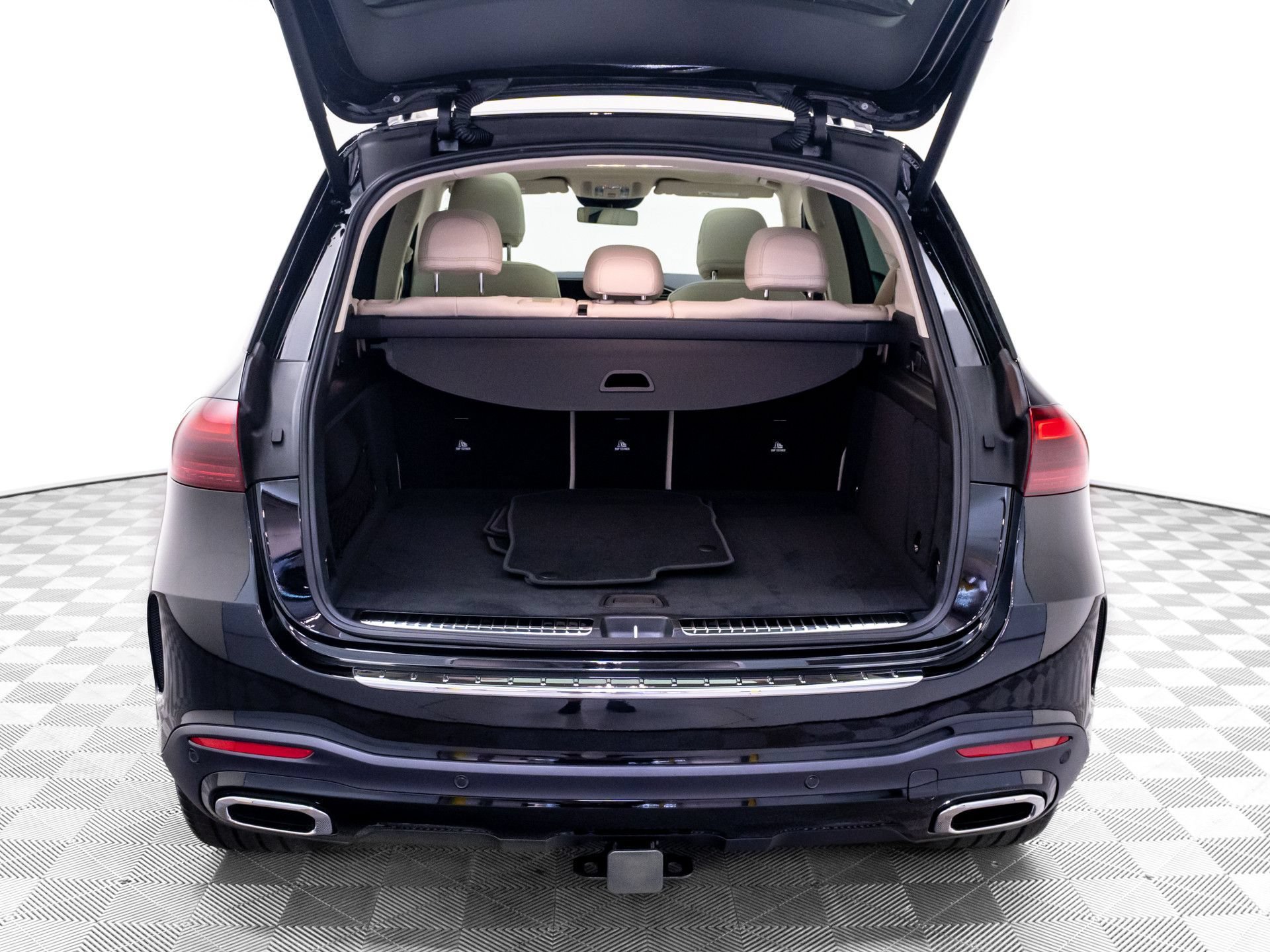 New 2026 Obsidian Black Metallic Mercedes-Benz GLE 350 image 78