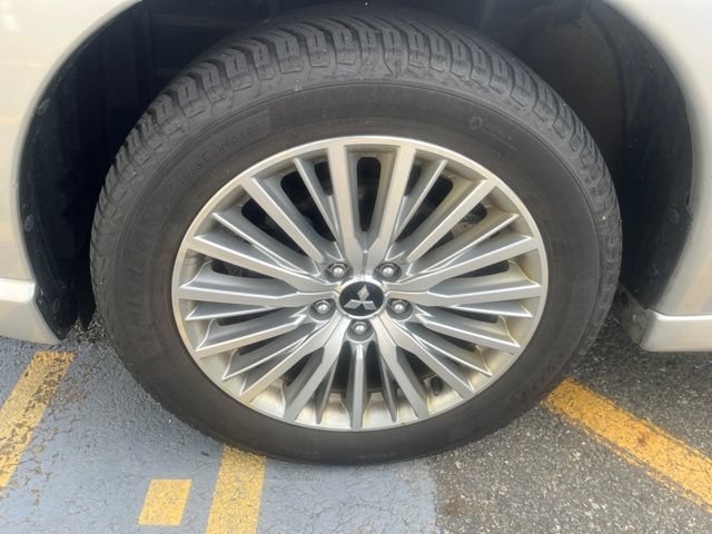Used 2019 Alloy Silver Metallic Mitsubishi GT image 9