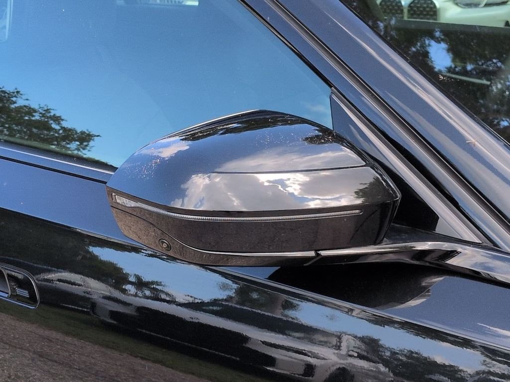 New 2026 Black Sapphire Metallic BMW 740i xDrive image 12