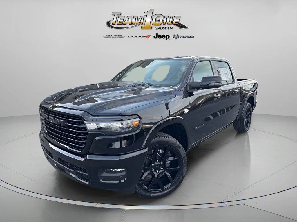 New 2026 Diamond Black Crystal Pearl-Coat Exterior Paint RAM Laramie image 6
