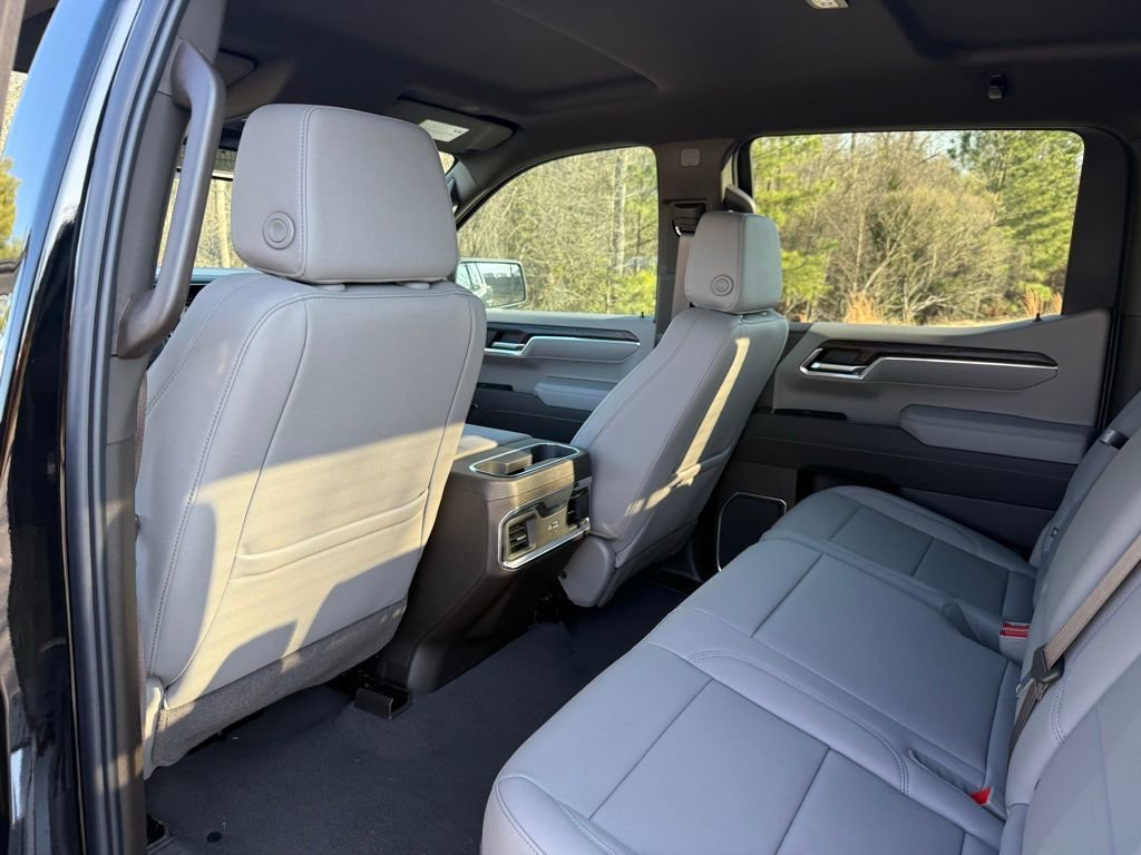2026 GMC Sierra 1500 SLT - Photo 23