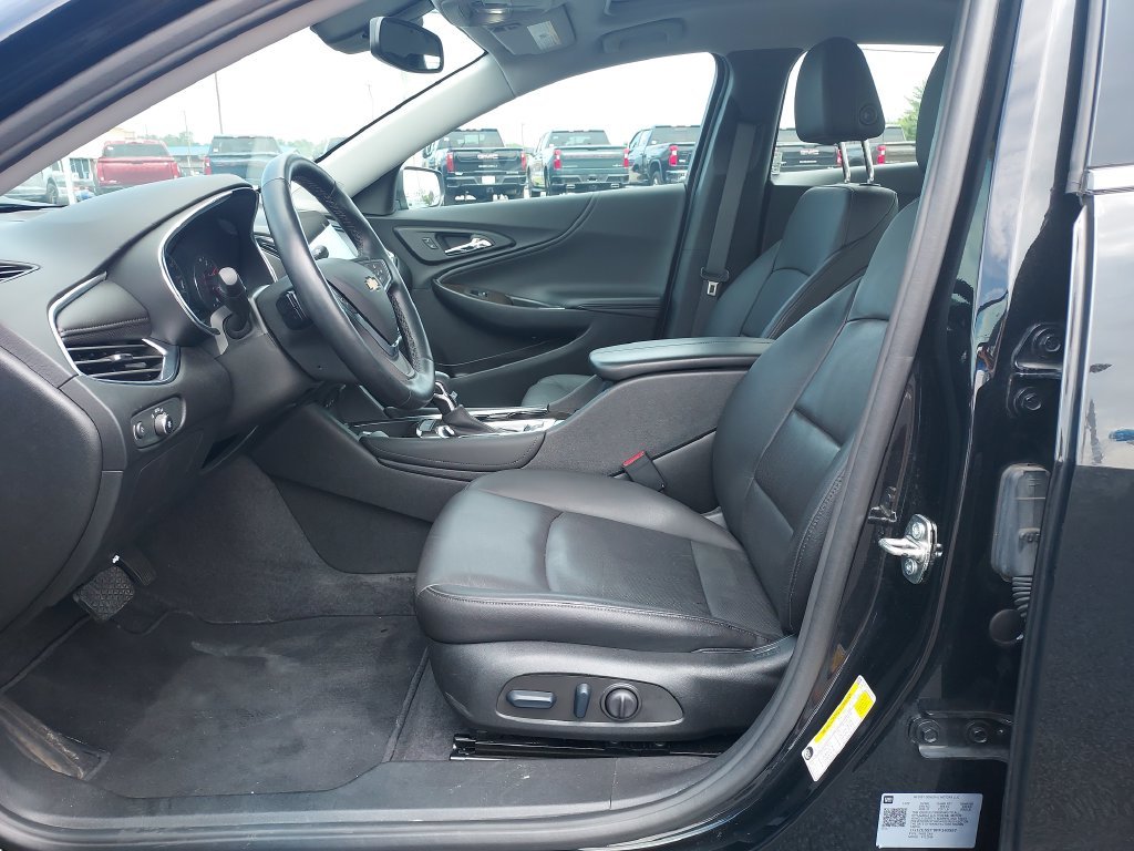 Used 2023 Black Chevrolet LT image 13