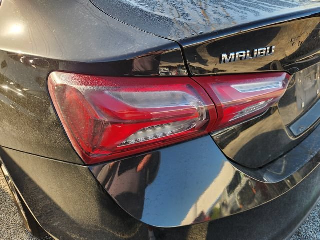 Used 2019 MOSAIC BLACK METALLIC Chevrolet LT image 7