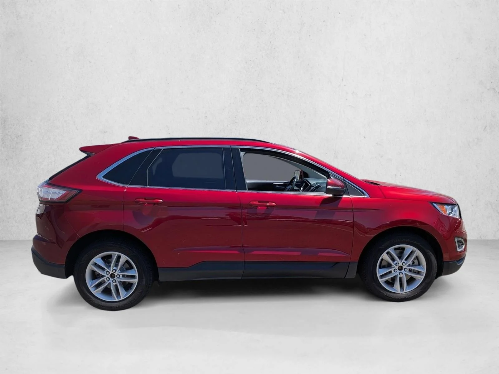 Used 2015 Ruby Red Metallic Tinted Clearcoat Ford SEL image 4