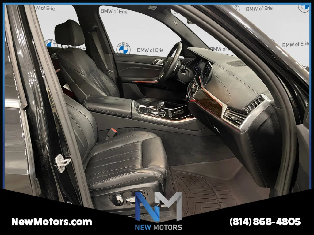 Used 2021 Black Sapphire Metallic BMW xDrive40i image 15