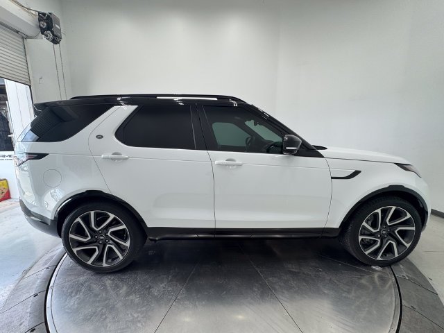 Used 2024 Fuji White Land Rover Dynamic SE image 14
