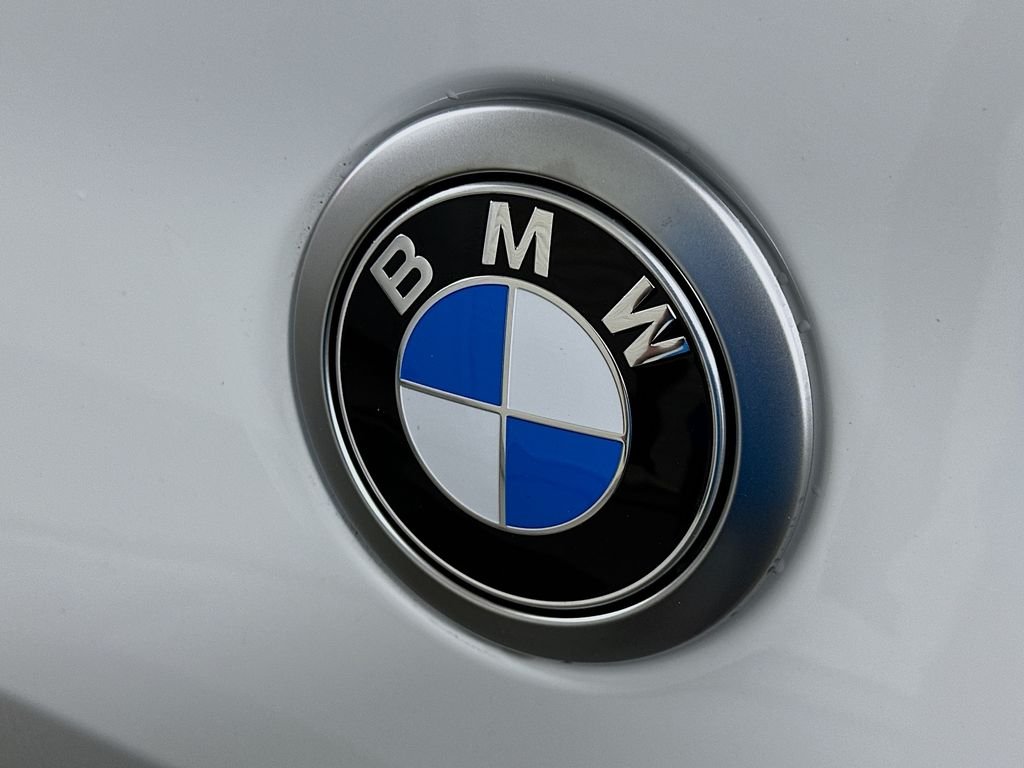 New 2026 Alpine White BMW xDrive28i image 22
