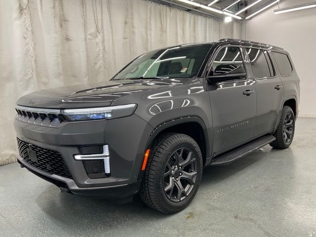 New 2026 Baltic-Gray Metallic Clear-Coat Exterior Paint Jeep Upland image 4