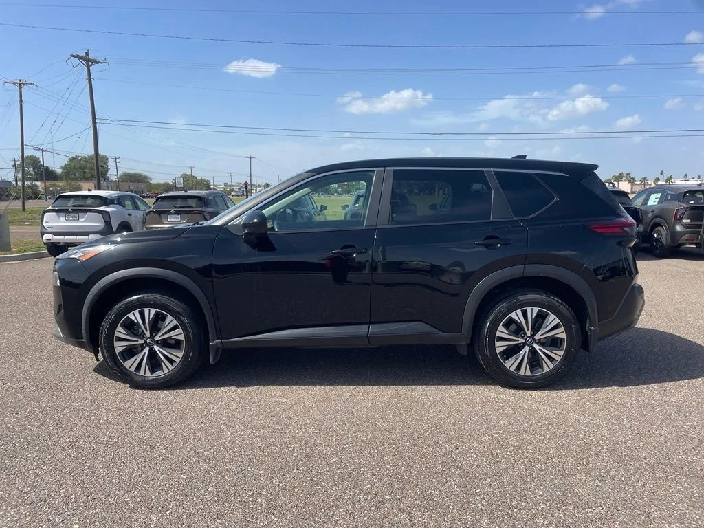 Used 2023 Black Nissan SV image 4