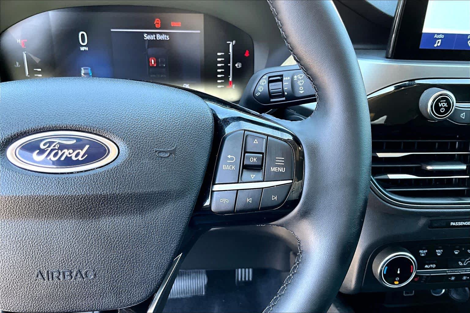 Used 2024 Vapor Blue Metallic Ford Active image 25