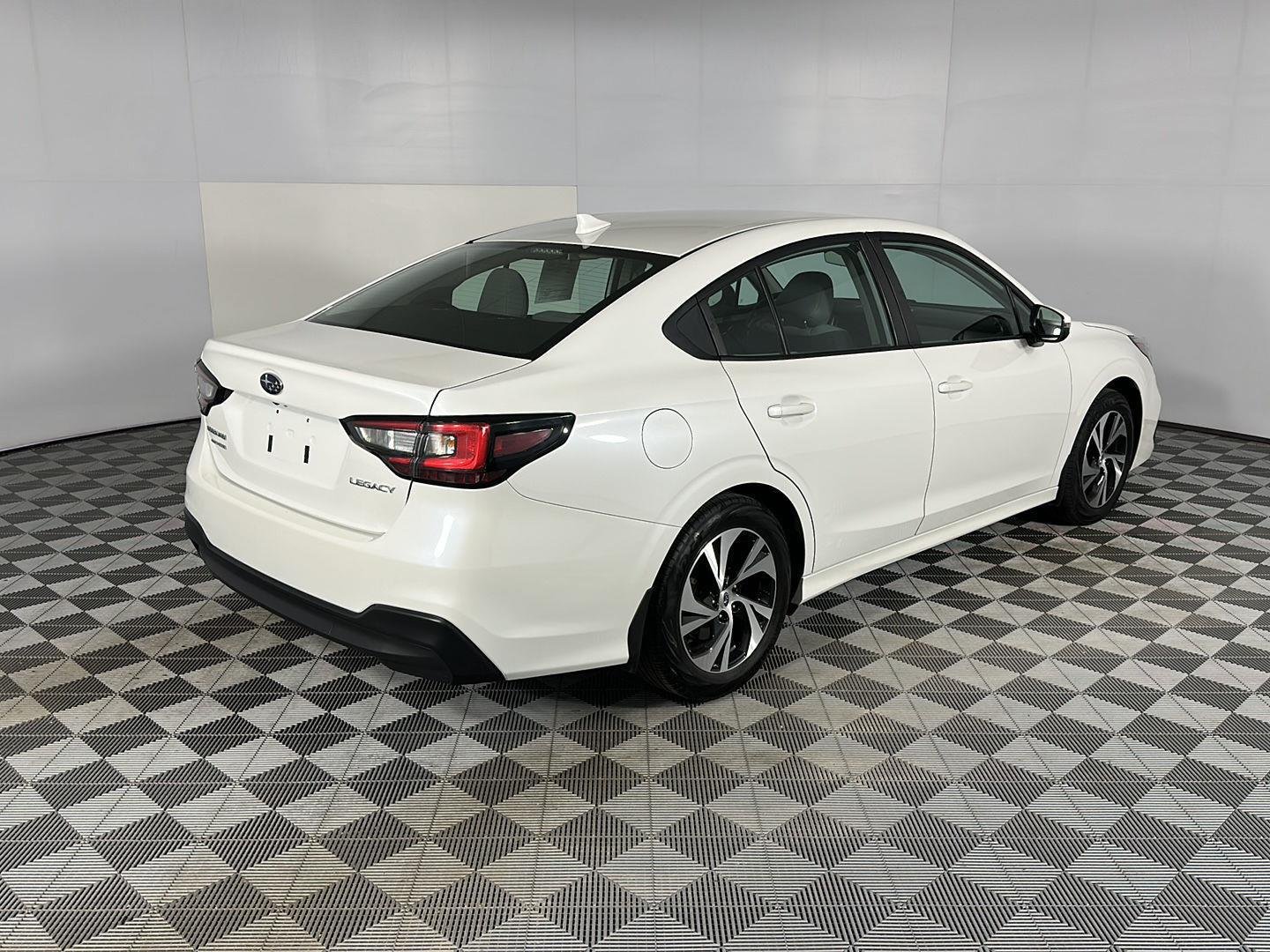 Used 2024 Crystal White Pearl Subaru Premium image 8