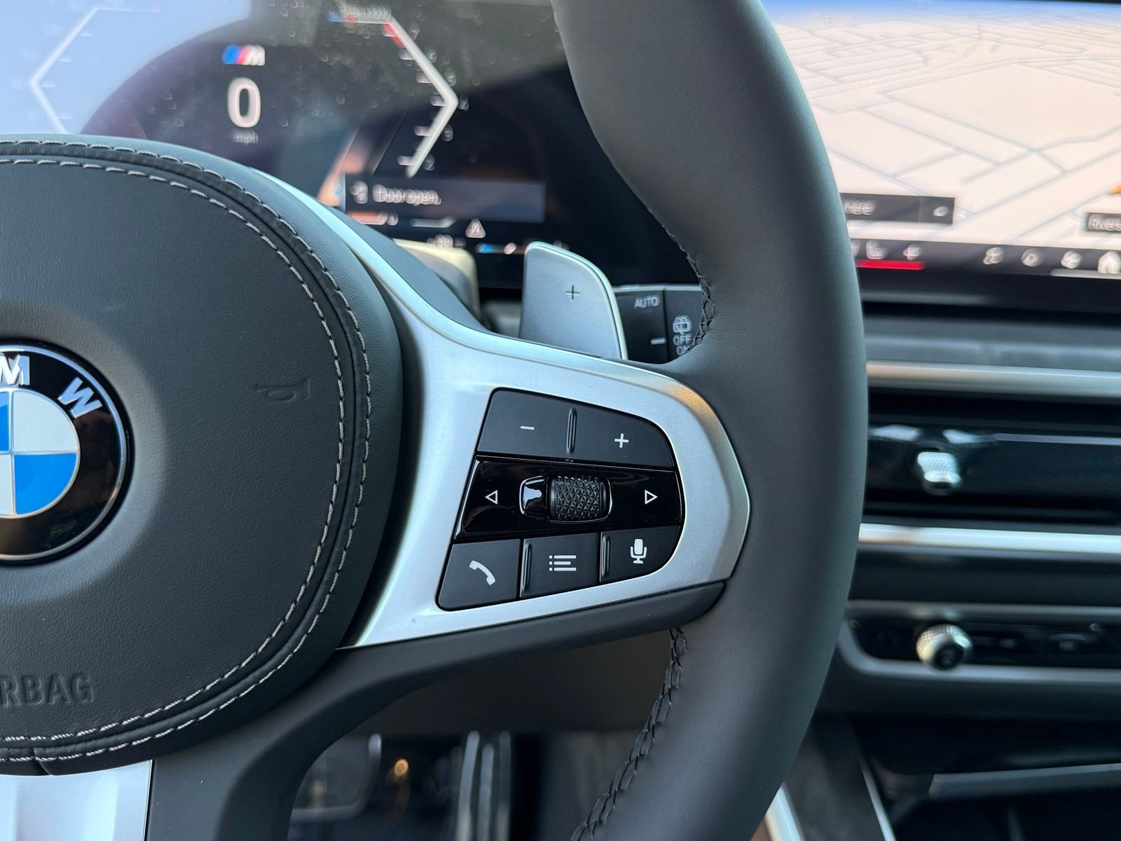 New 2026 Carbon Black Metallic BMW sDrive40i image 21