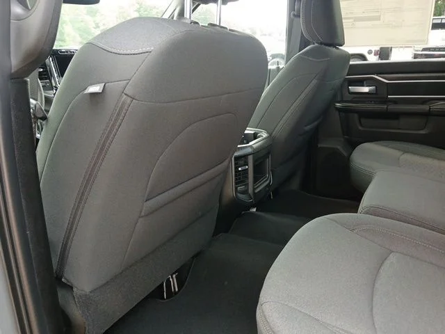 New 2026 Ceramic Gray Clear-Coat Exterior Paint RAM Big Horn image 17