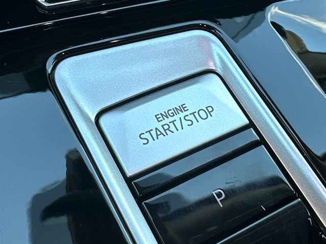 New 2026 Black Volkswagen 2.0T SE w/Technology image 25