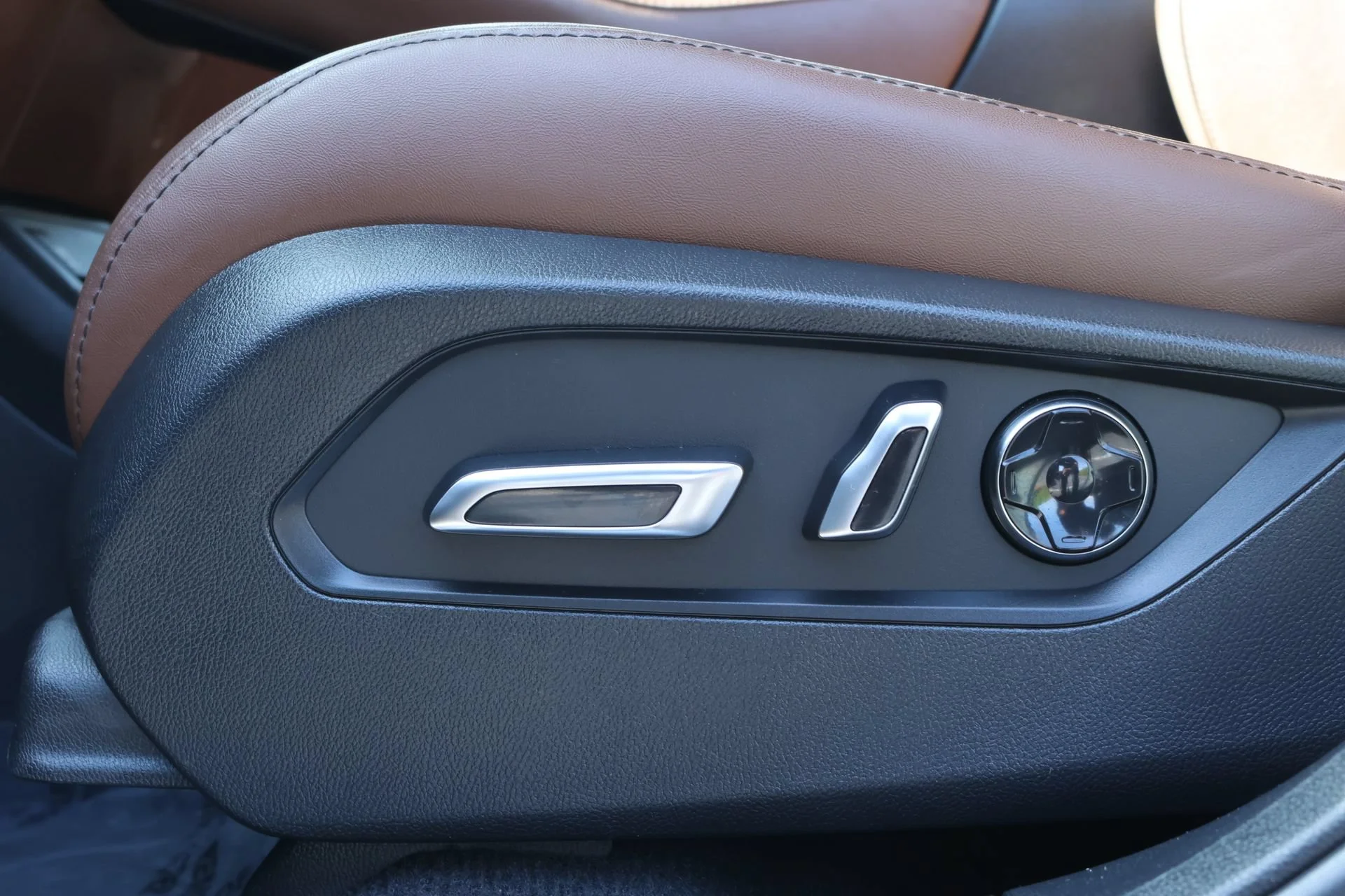 Certified Used 2023 Liquid Carbon Metallic Acura TECH image 43