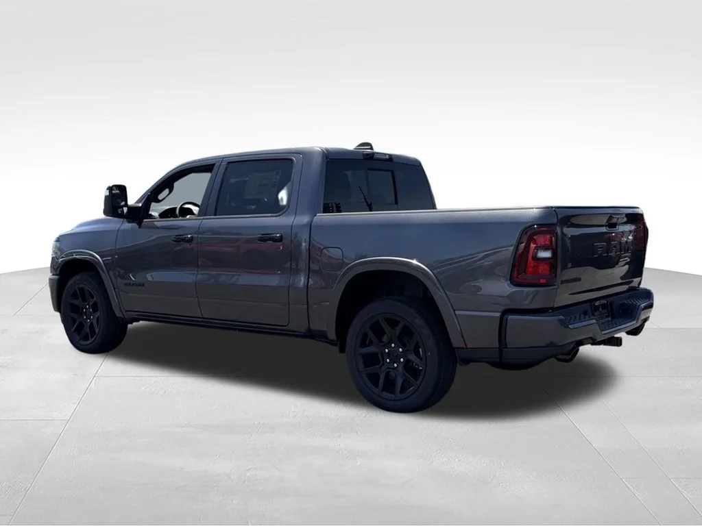 2025 RAM 1500 Laramie - Photo 11
